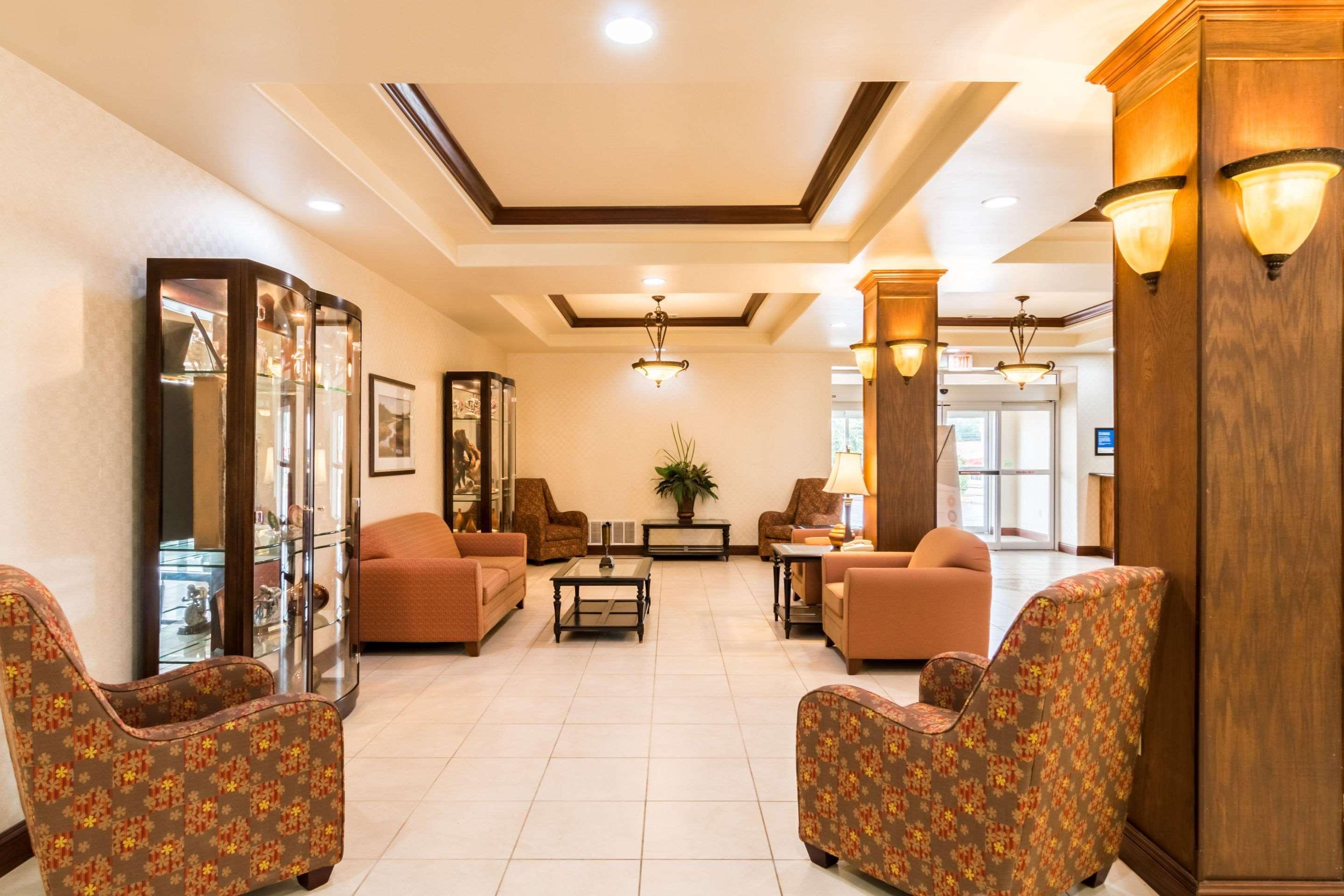 Comfort Inn&suites Near Comanche Peak Glen Rose